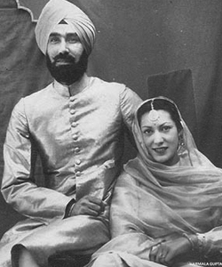 Lieutenant General Harbaksh Singh with his Wife